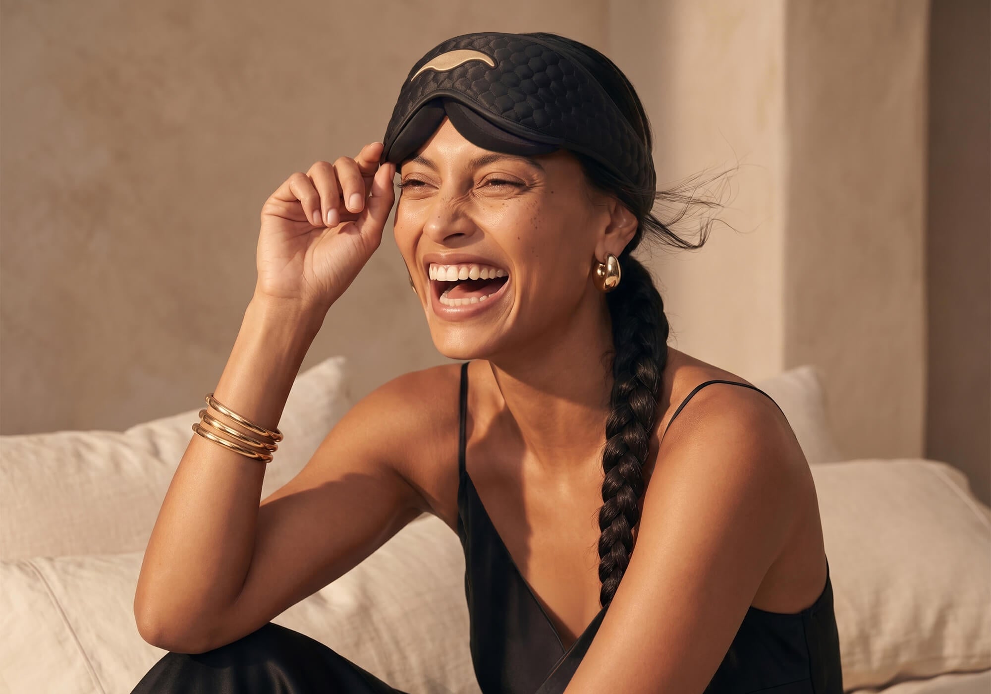 Manta SILK Sleep Mask - Media 55 of 71